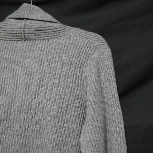 CROFT & BARROW | large | Grey Ribbed Button-Up Cardigan - Picture 11 of 16